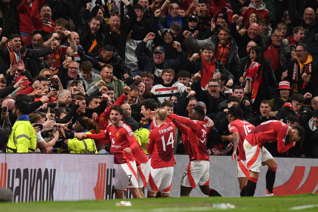 Manchester United fejrer et mål på Old Trafford.