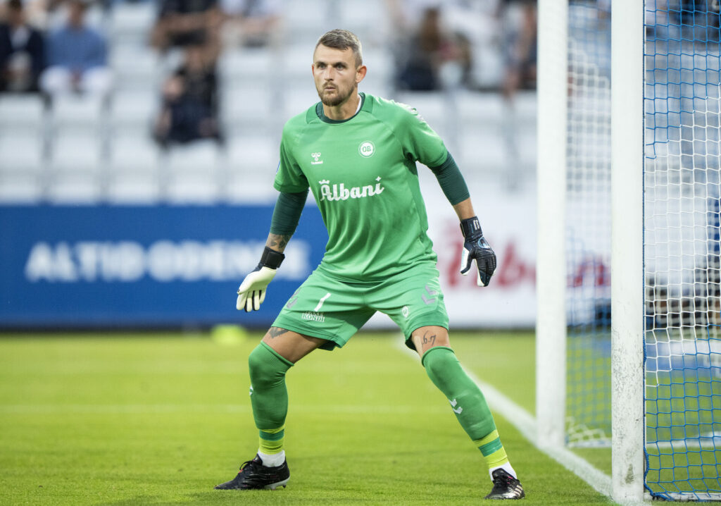 OBs målmand Martin Hansen under superligakampen mellem OB og AGF i Odense søndag den 20. august 2023.