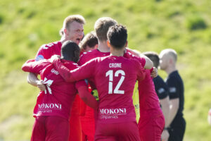 FC Fredericia-spillerne jubler.