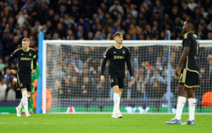 Asger Sørensen under en kamp for Sparta Prag.