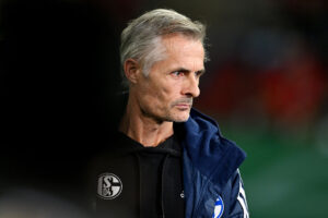 Kees van Wonderen under en af Schalke 04's kampe.