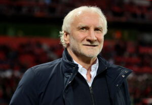 Tyske Rudi Völler med et smil på læben.