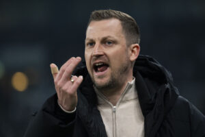 Superliga i Parken: FCK - Sønderjyske. FCK cheftræner Jacob Neestrup. Søndag den 9. marts 2025