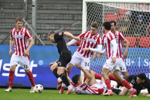 AaB kæmper for overlevelse i Superligaen