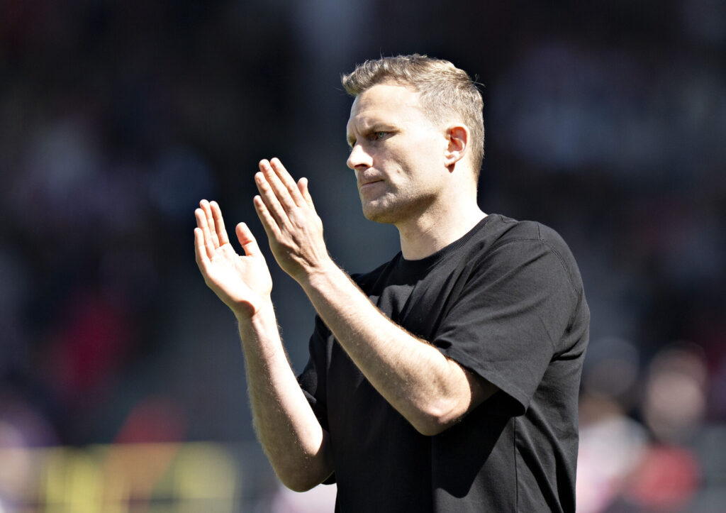 Kristoffer Wichmann i spidsen for AaB mod Silkeborg IF i Superligaen