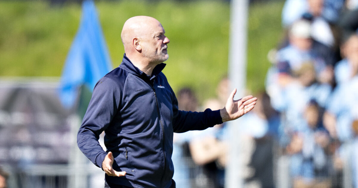 Bærende AGF-profiler bakker Uwe Rösler op Foto: Henning Bagger/Ritzau Scanpix