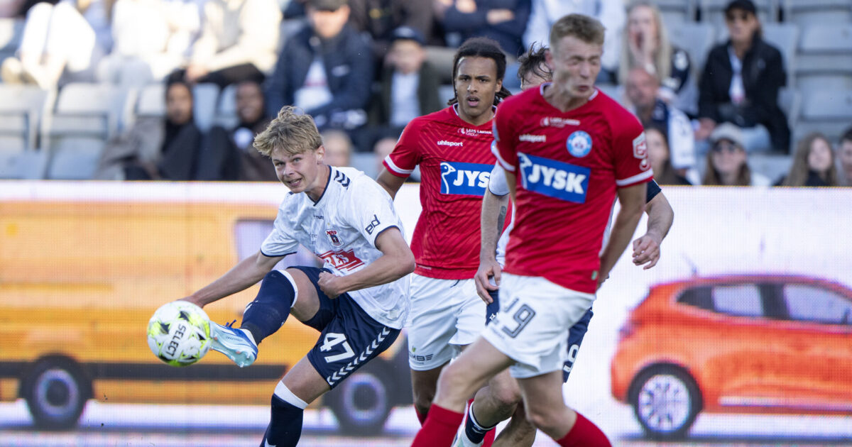 Rösler storroser AGF-stjernefrø: Han har x-faktor og har fortjent det Foto: Bo Amstrup/Ritzau Scanpix