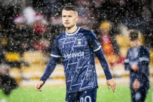 Mikkel Duelund i regnvejr i Aarhus.