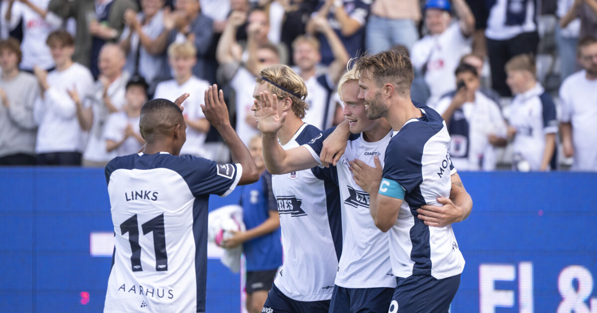 Kåringer i AGF: Mortensen og Links tager fornemme priser Foto: Ritzau Scanpix