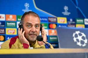 Hansi Flick på et pressemøde forud for Inter.