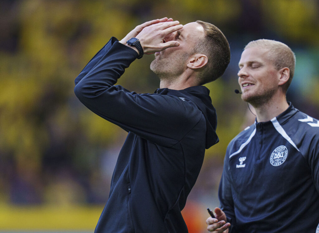 Brøndbys Cheftræner Frederik Birk under den 1. semifinale i DBU Pokalen mellem Brøndby og Silkeborg på Brøndby Stadion onsdag den 30. april 2025.