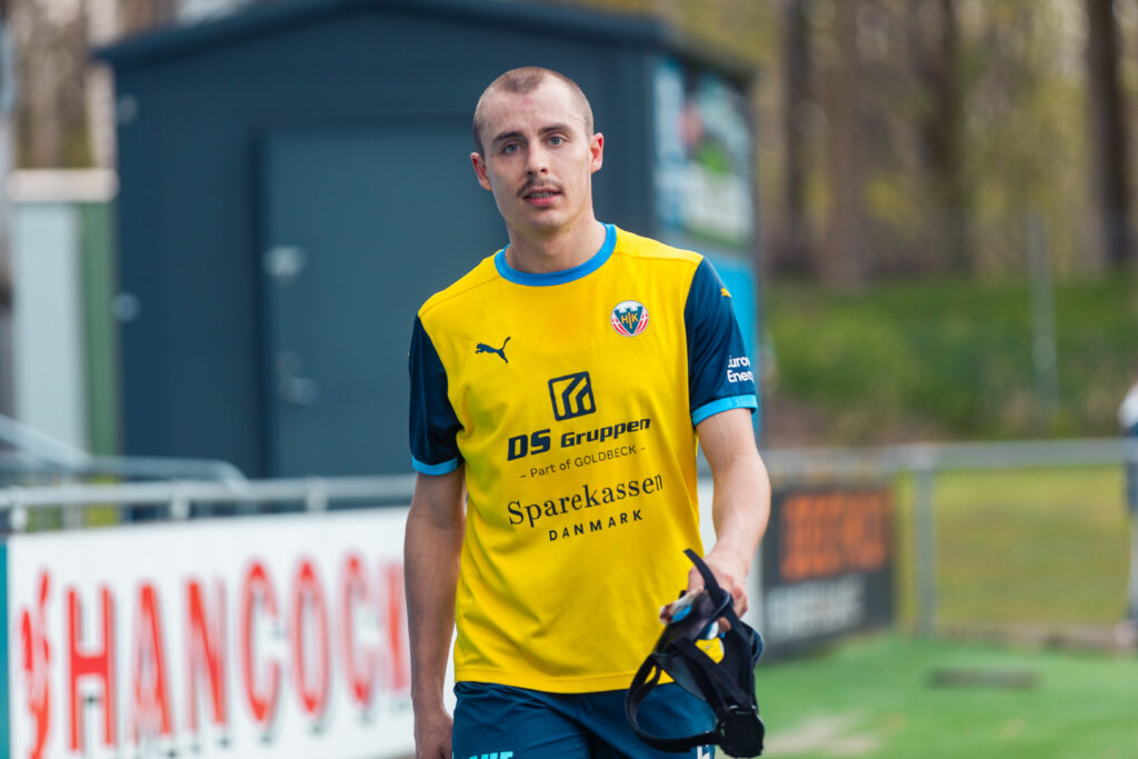 Hobros Frederik Mortensen kigger ind i kameraet.