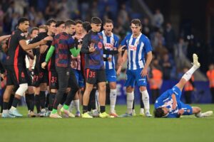Optøjer efter kampen mellem FC Barcelona og Espanyol.