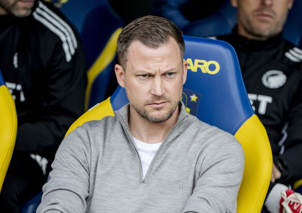 Neestrup sidder i et trænersæde