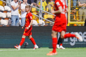 Sandre Walle Egeli bringer FCN foran 1-0 mod Brøndby.