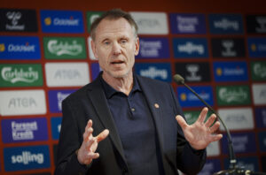 Andrée Jeglertz på et pressemøde.