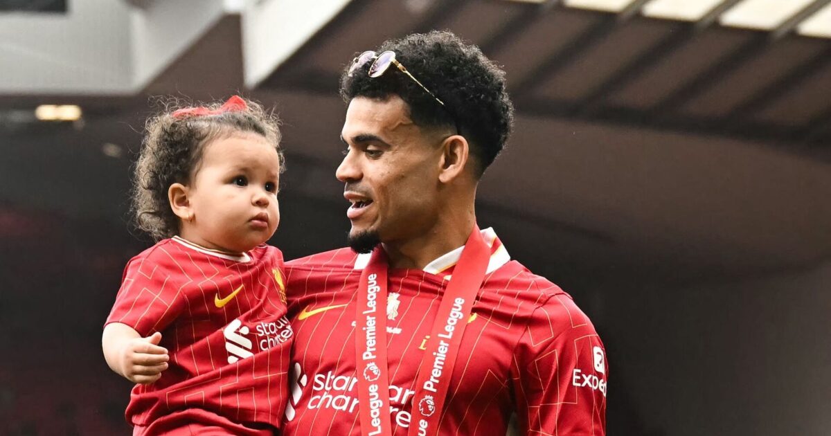 Medie: Luis Diaz på blokken som Ronaldo-erstatning Foto: Photo by Paul ELLIS 