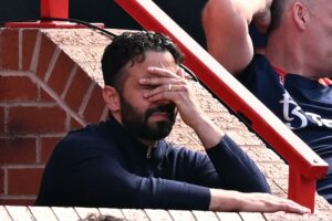 Ruben Amorim tager til ansigtet.