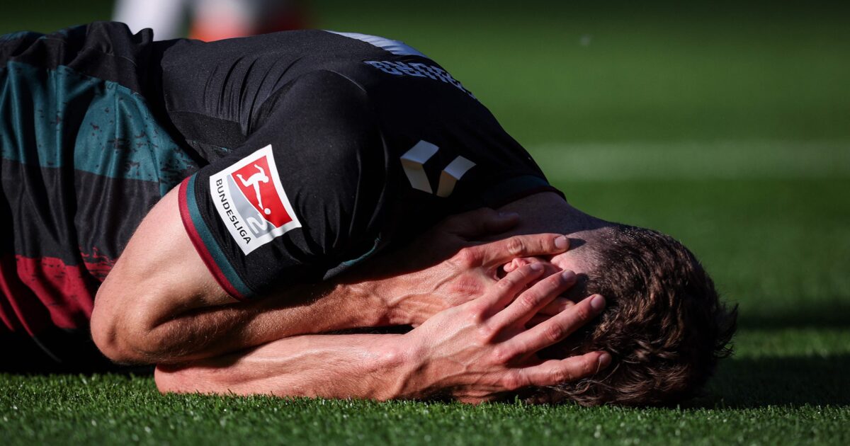 Dansker flået ud i pausen: Bundesliga-aspiranter ydmyget af bundhold Foto: Ronny Hartmann/AFP/Ritzau Scanpix