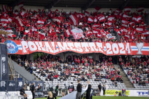 Silkeborg IF's fans på lægterne i Aarhus.