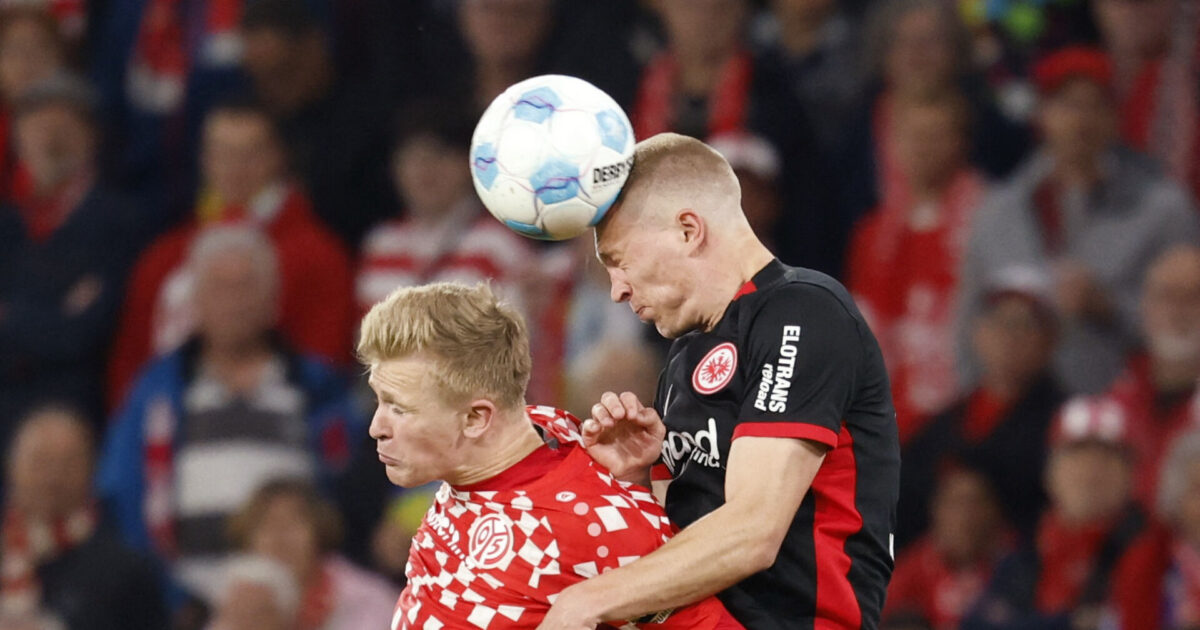 ‘NK’ spolerer Bo Henriksens drømme om europæisk fodbold Foto: Heiko Becker/Reuters/Ritzau Scanpix