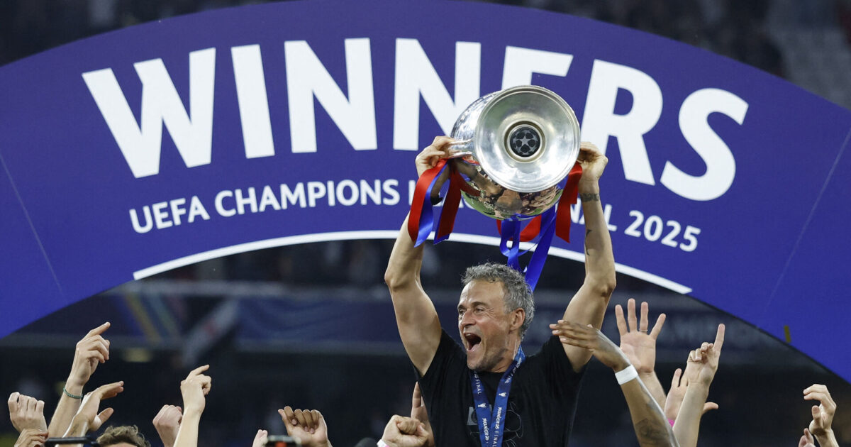 Luis Enrique i glædesrus: Vi skal vinde en mere Foto: Ritzau Scanpix/REUTERS