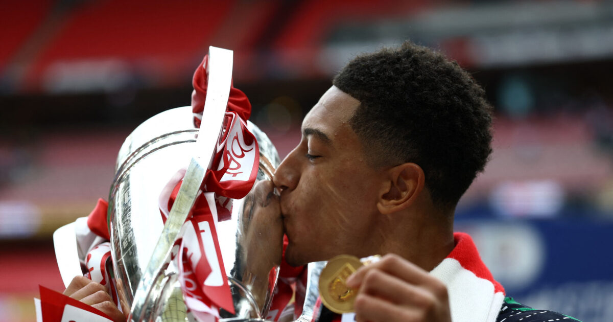 Medie: Lillebror Bellingham på besøg hos tysk topklub Foto: Ritzau Scanpix/REUTERS