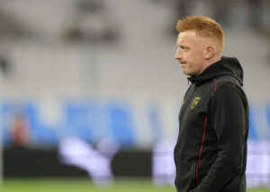 Will Still under en Racing Club de Lens-kamp.