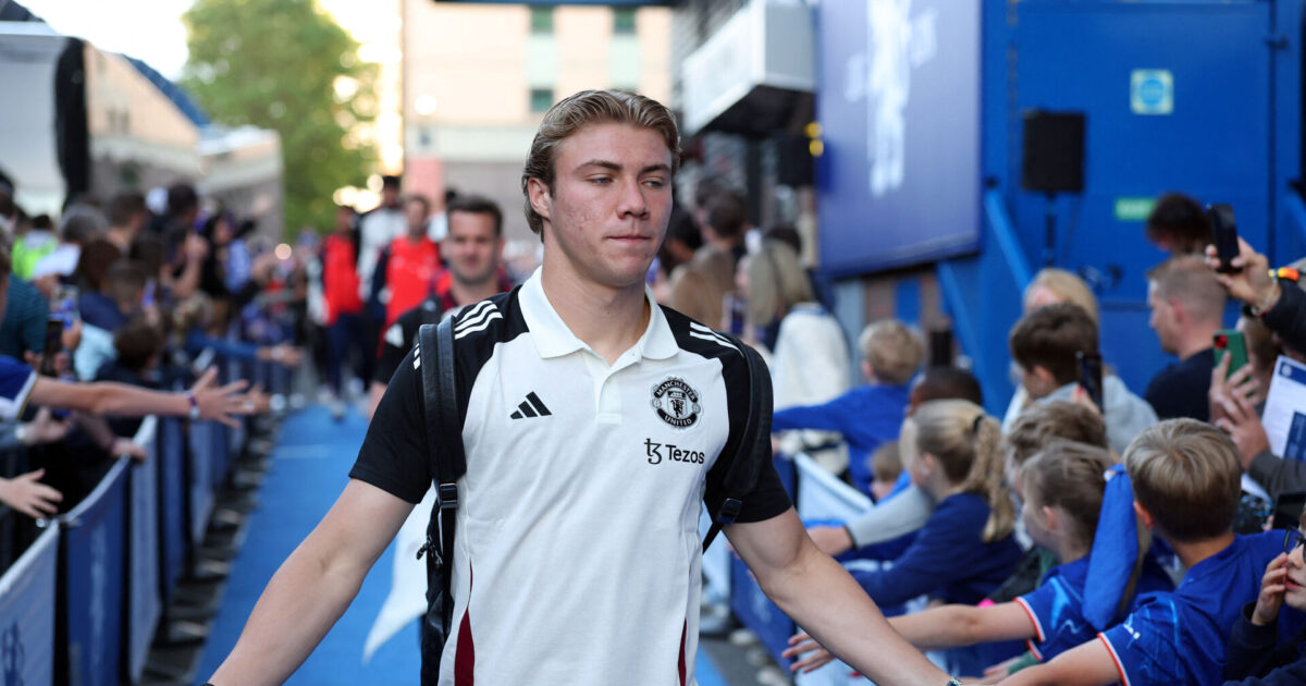 United-legende saver Højlund over: Ligner en fra akademiet Foto: Henry Nicholls/AFP/Ritzau Scanpix