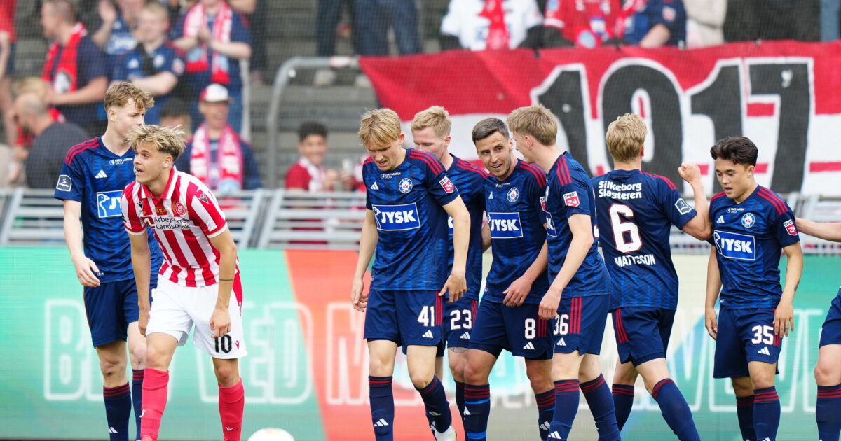 Vildt Silkeborg-comeback sender AaB ud af Superligaen Foto; Henning Bagger/Ritzau Scanpix
