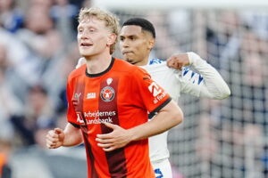 Oliver Sørensen og Gabriel i kampen mellem FCK-FCM