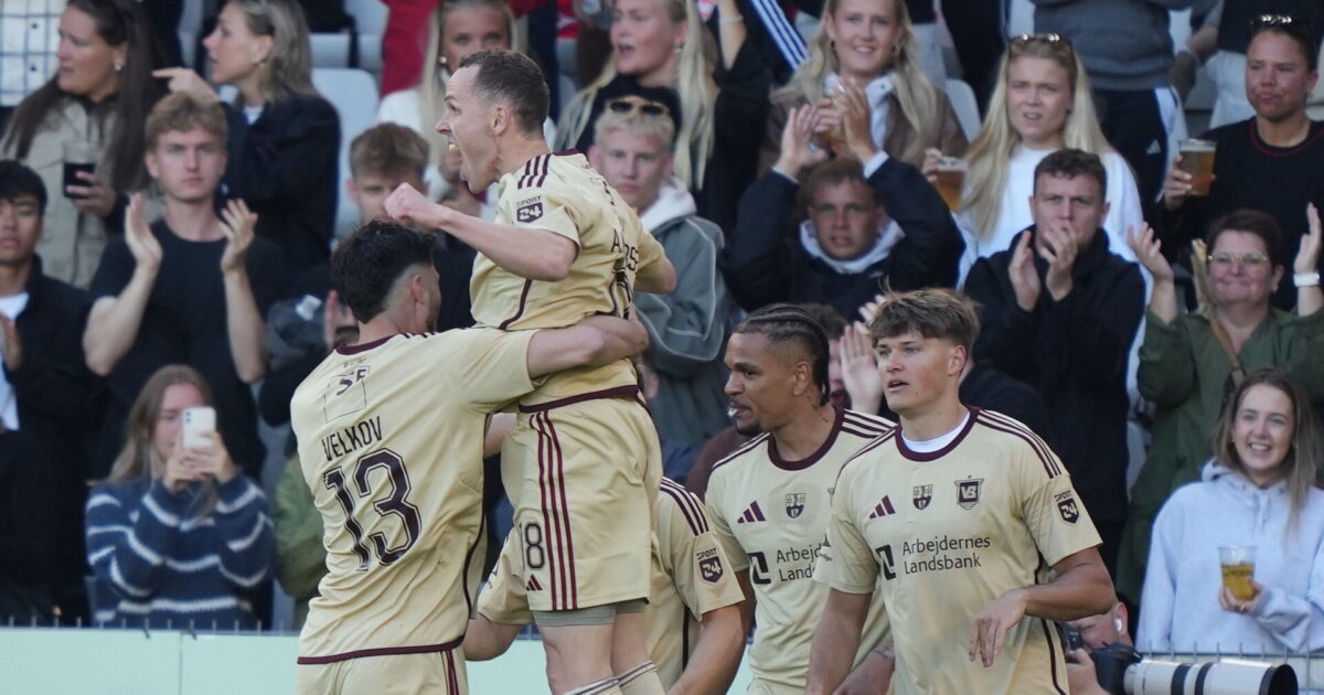 17 år efter debuten kom han på tavlen for Vejle: Jeg ser den lige et par gange Foto: Claus Fisker / Ritzau Scanpix