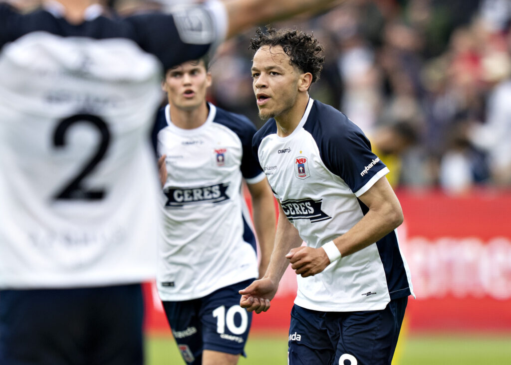 Mikael Andersen under en kamp for AGF.