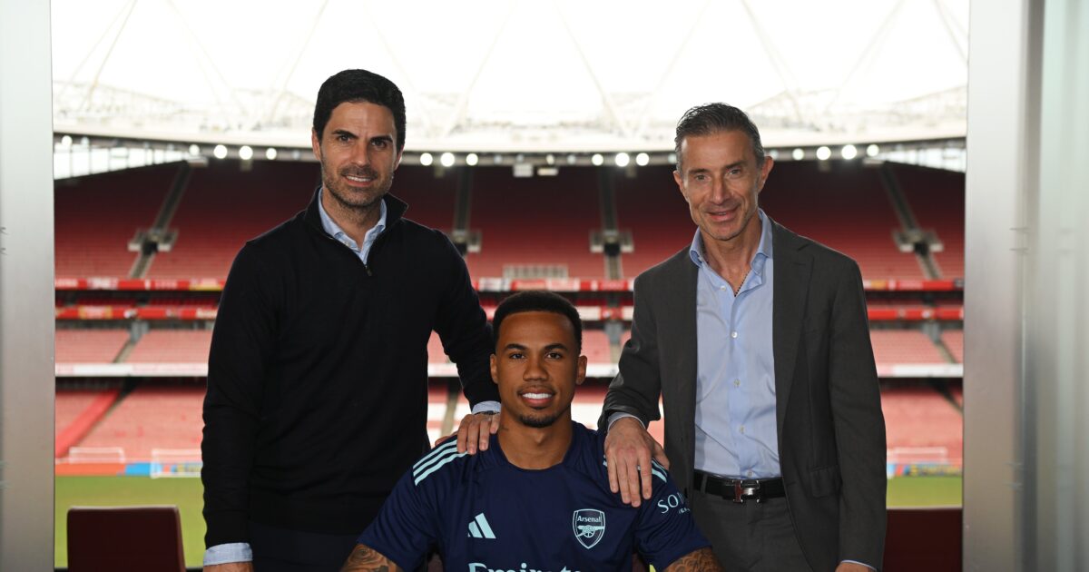 Jubel i Arsenal: Forsvarsprofil forlænger Foto: Arsenal FC