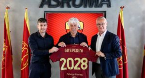 Gian Piero Gasperini præsenteres i Roma.