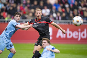 Adam Buksa under en kamp mod Randers FC.