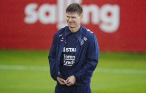 Joakim Mæhle under en træning med landsholdet.