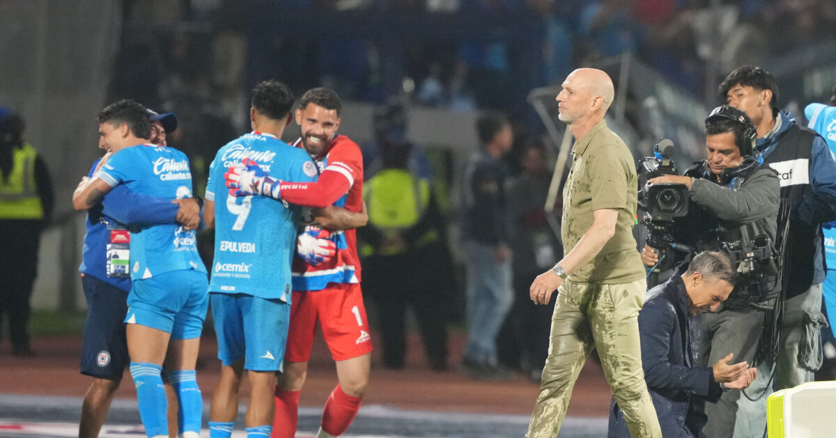 Jesper Sørensen fik tæsk i finalen: Har ondt af spillerne Foto: Ritzau Scanpix/REUTERS