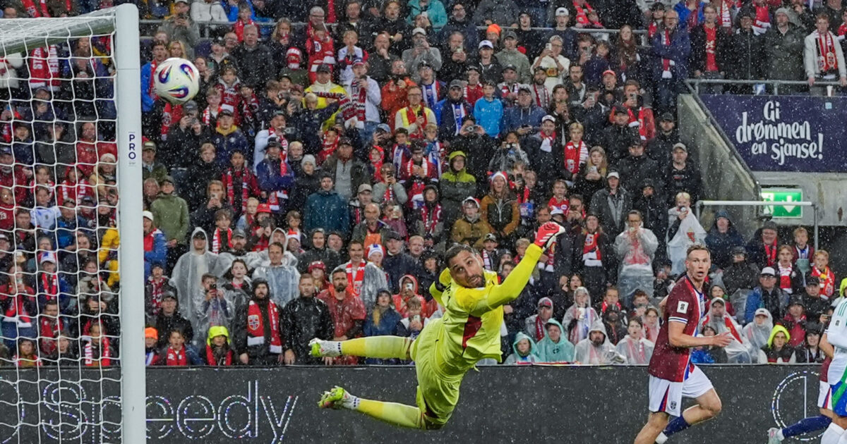 Donnarumma er ikke bekymret, men: Vi spiller dårligt Foto: Lise Aserud/AFP/Ritzau Scanpix