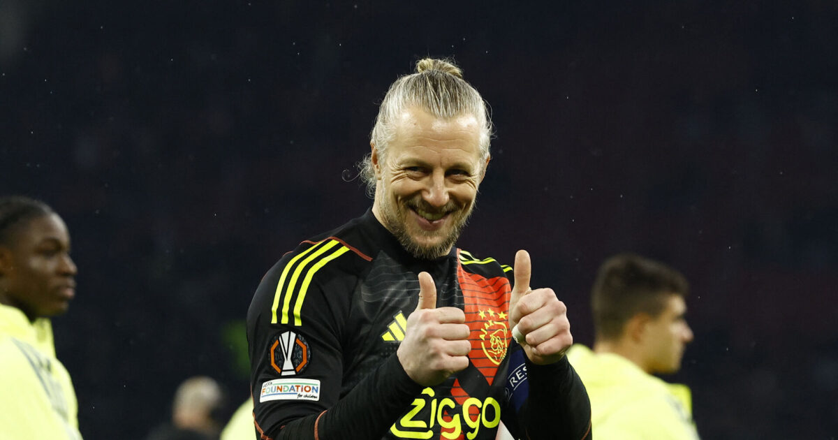 Nægter at stoppe: Ajax-keeper tager sin 23. sæson med, melder medier Foto: Piroschka Van De Wouw/REUTERS