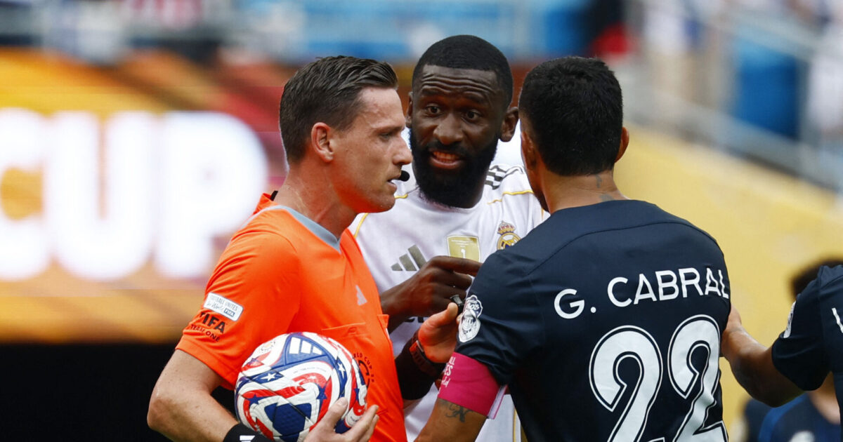 Racisme ved klub-VM: FIFA undersøger det, siger Alonso Foto: Susana Vera/REUTERS