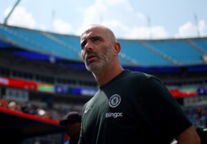 Enzo Maresca inden kamp mod Benfica.