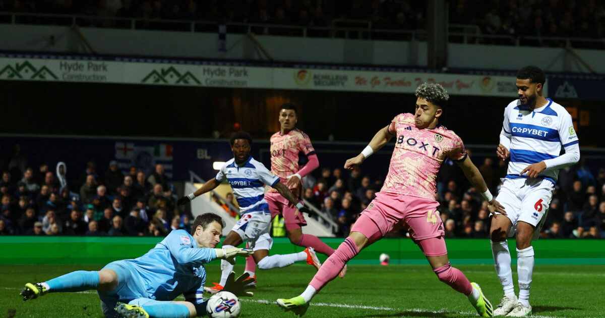 Åbningskampen til U21-EM: Spaniens stjerner overfor værterne Foto: Ritzau Scanpix/REUTERS