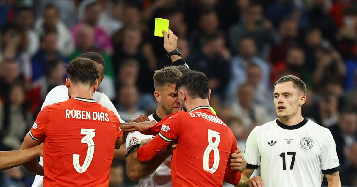 Portugal langer ud efter dommeren: Kender ikke reglerne Foto: Kai Pfaffenbach/REUTERS