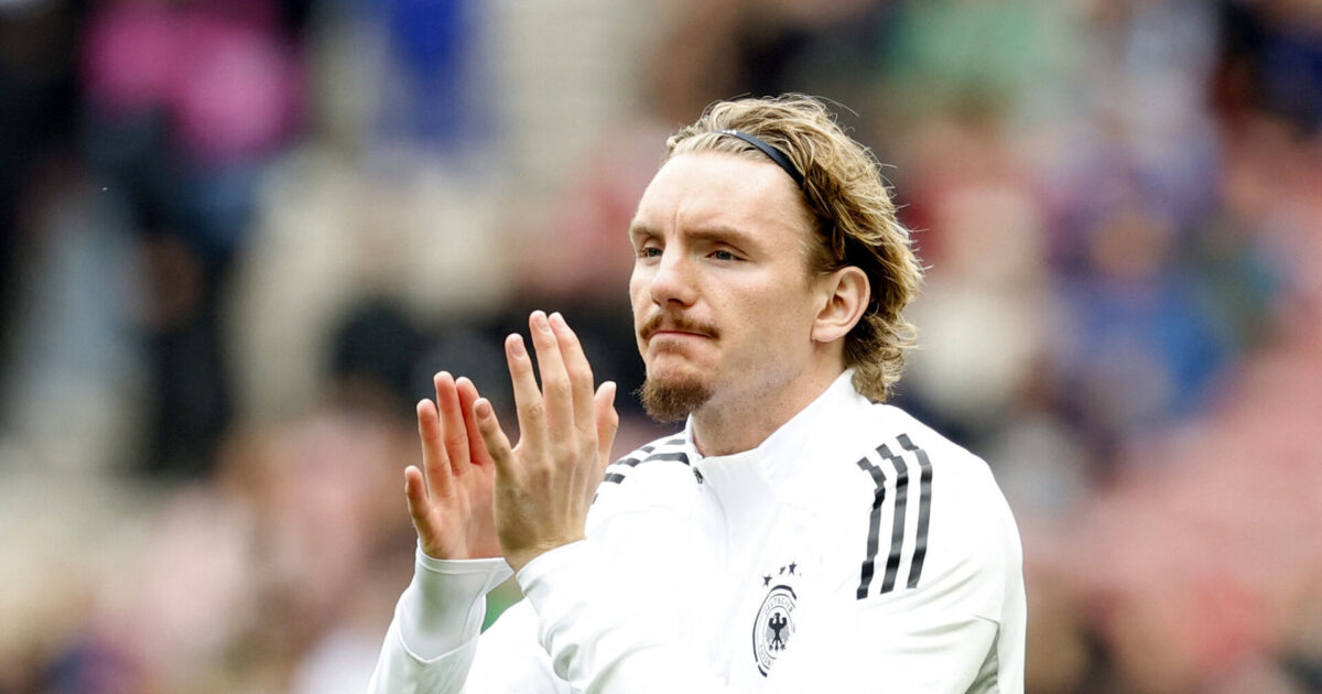 Bundesliga-bomber sparker Slovenien i sænk med hattrick Foto: Heiko Becker/REUTERS