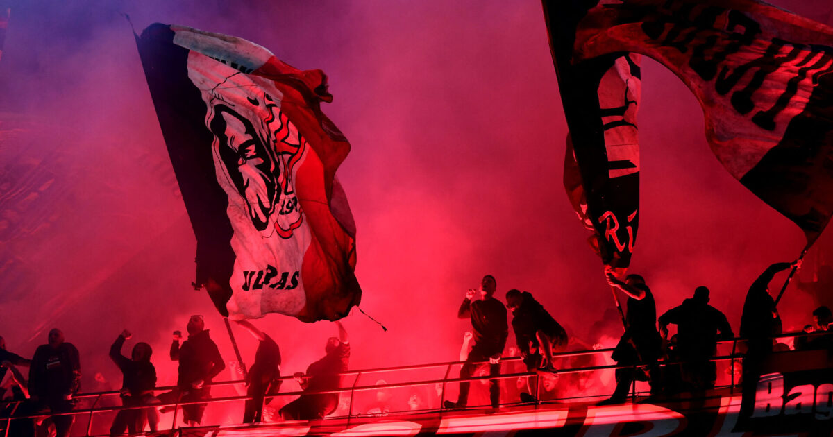 Skandaløse scener i Italien: Salernitana og Oliver C. rykker ned – kamp afbrudt før tid Foto: Ritzau Scanpix/REUTERS