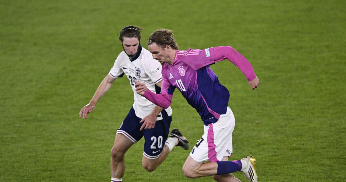 Funklede ved U21-EM: Afviser både Chelsea og Napoli Foto: Radovan Stoklasa/REUTERS