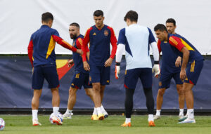 Spanien træner under en landsholdssamling.