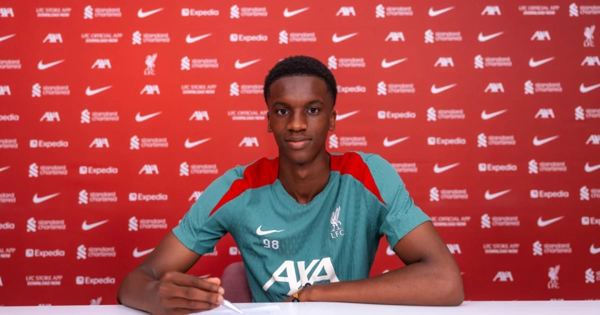 Officielt: Ungt Liverpool-talent skriver lang kontrakt Foto: Liverpool
