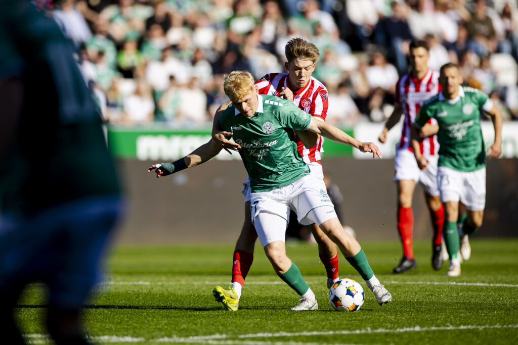 Kamp mellem Viborg FF og AaB.